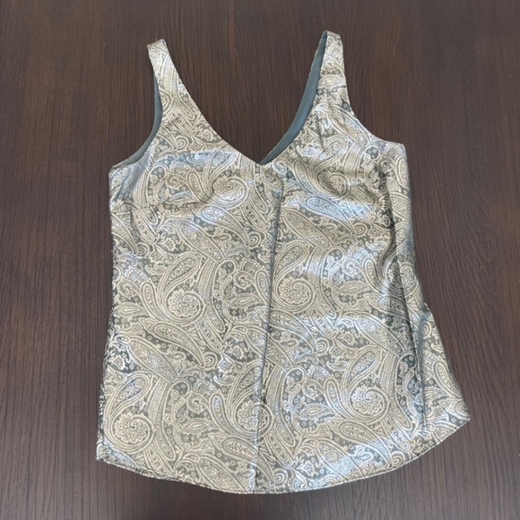 The Limited Too - Picture 4 of 6